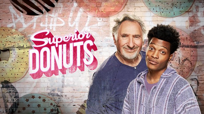 Superior Donuts season 3 premiere date